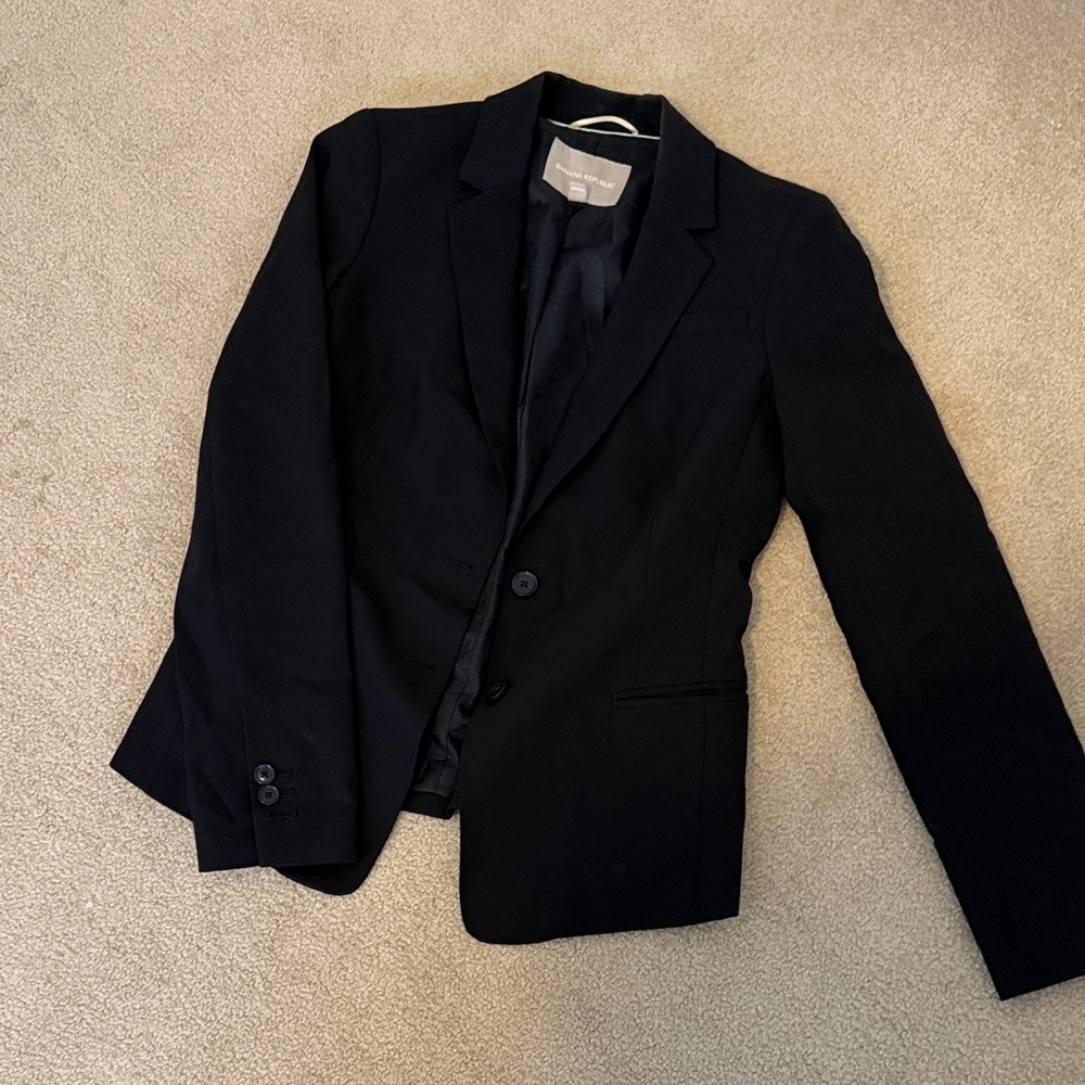 Classic Black Women’s Blazer